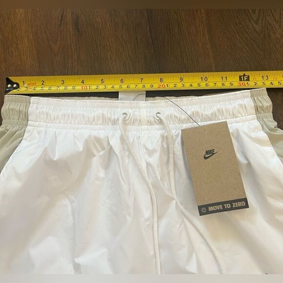 Brand new  women high rise shorts - Picture 7 of 8